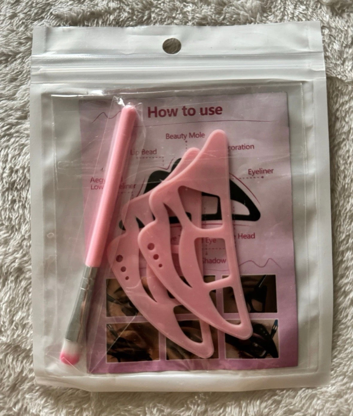 Pink Makeup Brush with  Stencil Set NWT (T13)