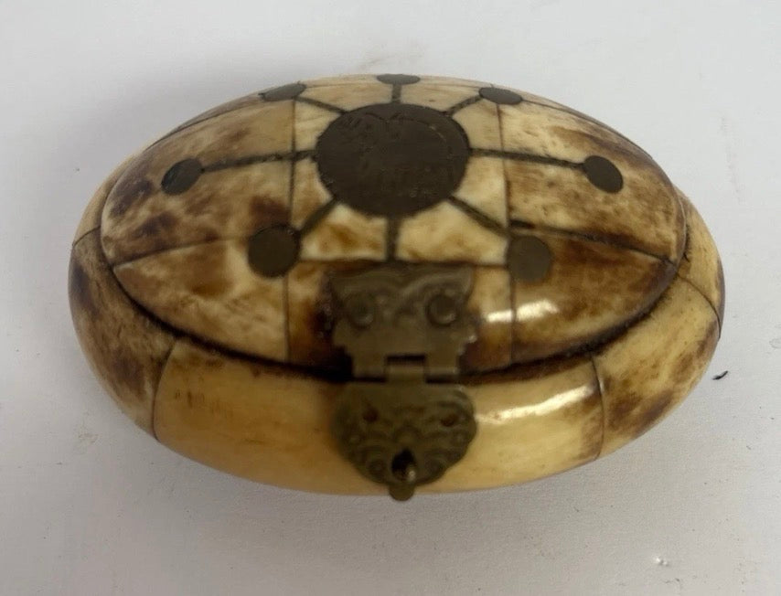 Vintage Handcrafted Camel Bone With Brass Inlay Oval Trinket/Stash Box P197