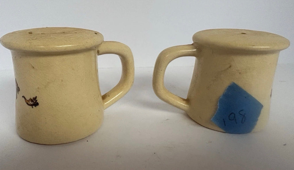 Vtg North Carolina Souvenir Ceramic Salt Pepper Shakers w/Handles - Geese P198