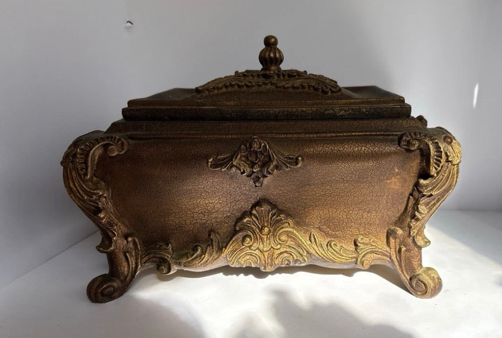 Heavy 12” X 8” Vintage Jewelry Trinket Box P160